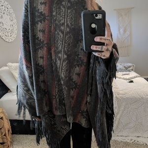 Ecote snap front poncho